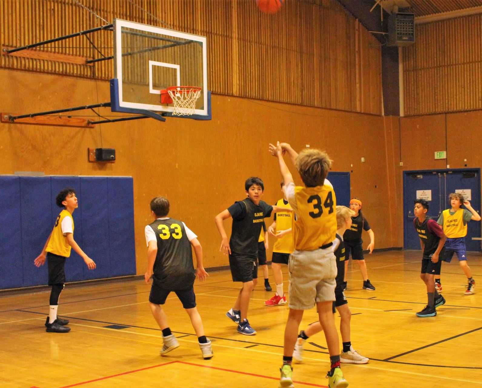 boys playing basketball